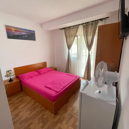 Bianca Δωμάτια σε οικογενειακή κατοικία Μανγκάλια